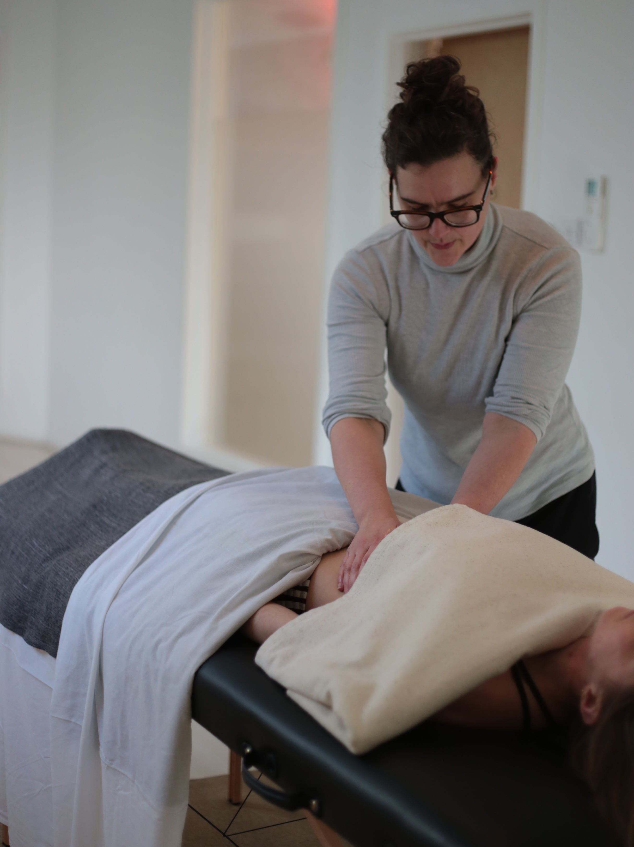 Welcoming Andreia & Introducing Manual Lymphatic Drainage